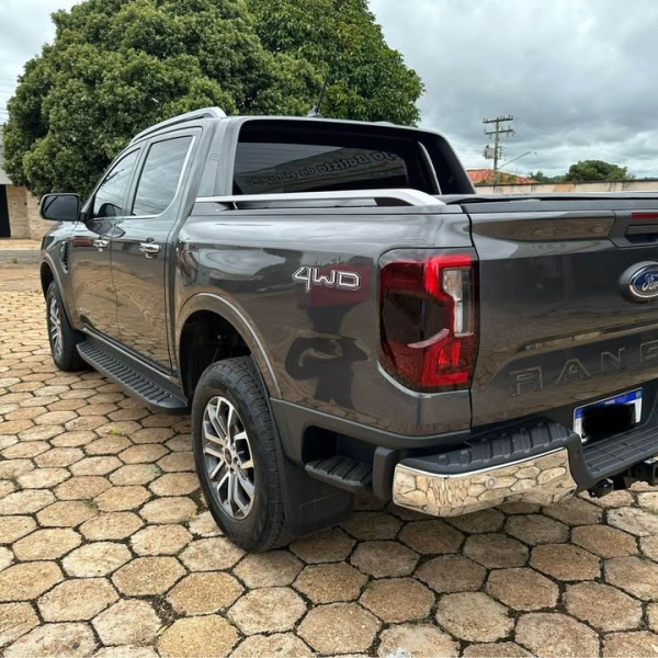 FORD RANGER + 400K NO PIX OU 760K 💰